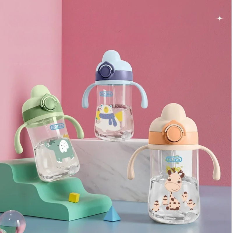 Gourde bebe-Push-button Drinking Cup | SécuriFuite
